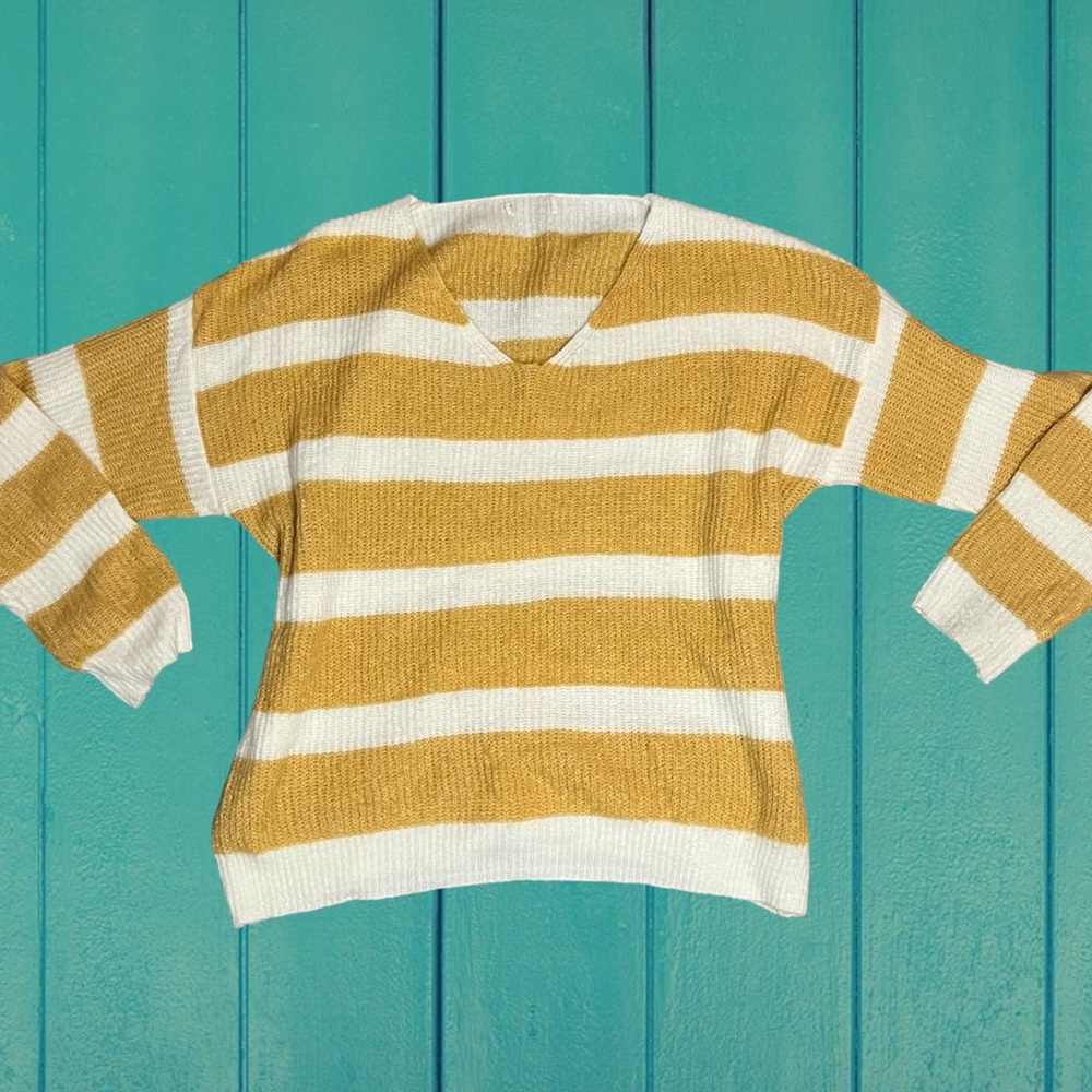 V Neck White and Yellow Striped Knit Sweater L-XL